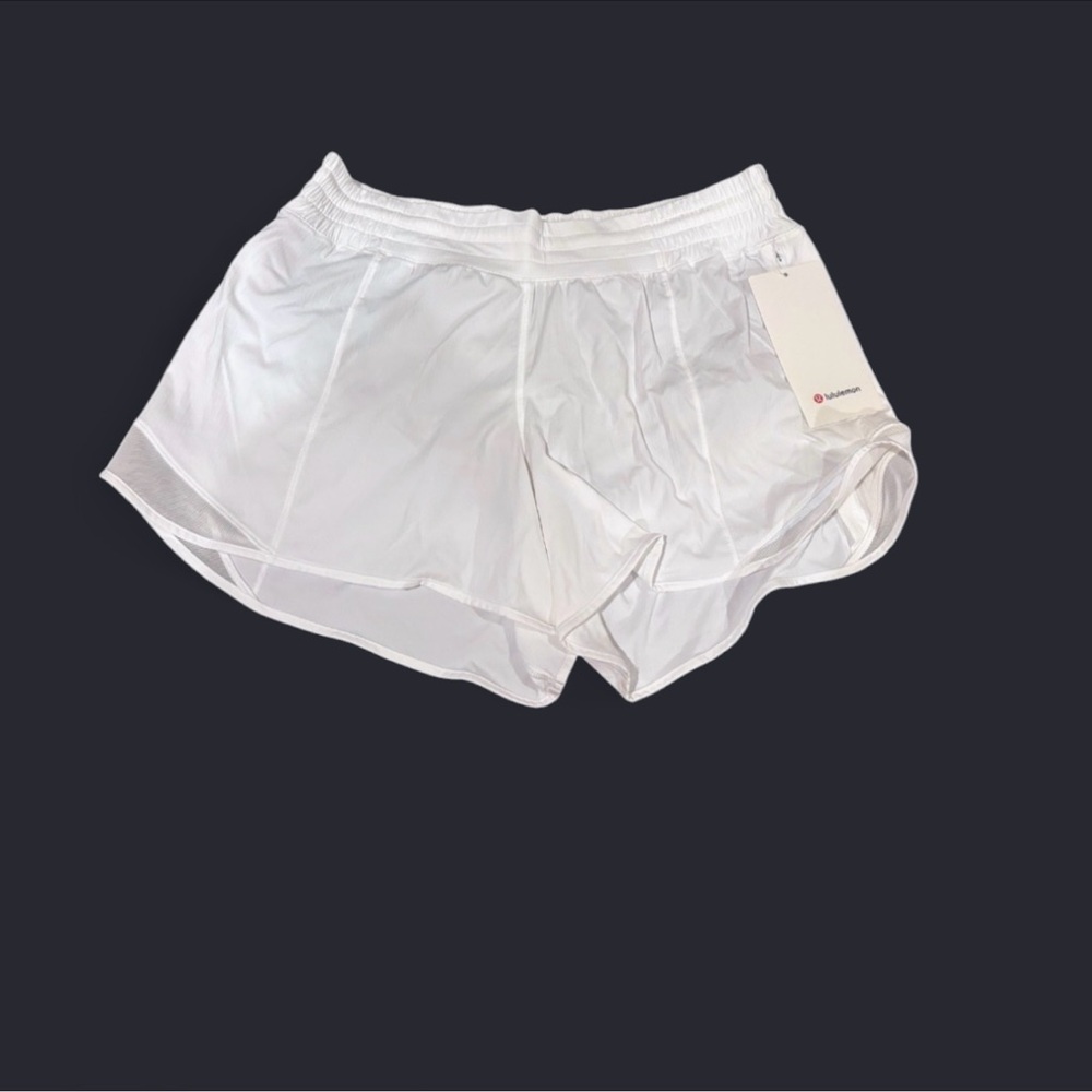 Lululemon Hotty Hot High Rise 4" Lined Shorts NWT White Swift Fabric Size 10 T - Picture 3 of 10
